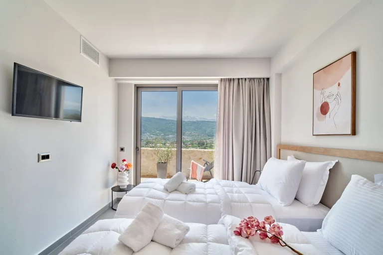 Seaview Maisonette - Bedroom 1